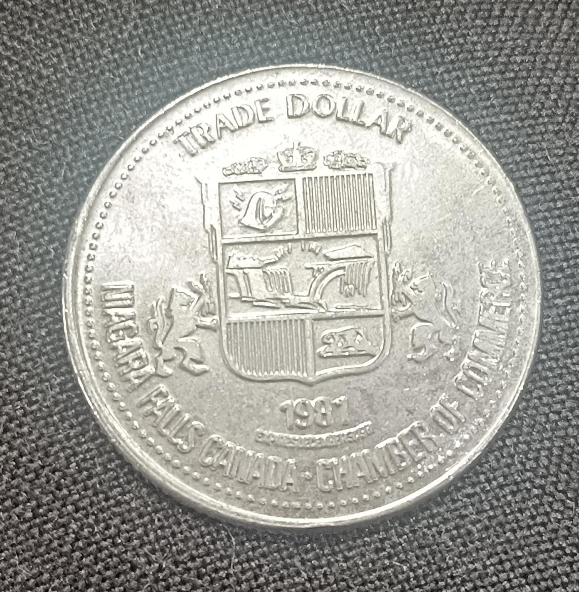 1982 NIAGARA FALLS CANADA CHAMBER OF COMMERCE TRADE DOLLAR