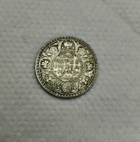 1940 King George  VI silver one rupee coin