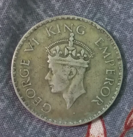 1940 British India One Rupee silver coin (featuring King George VI) — photo 2 of 2