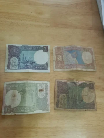 Vintage Indian Currency Notes – ₹1 & ₹2 Government of India