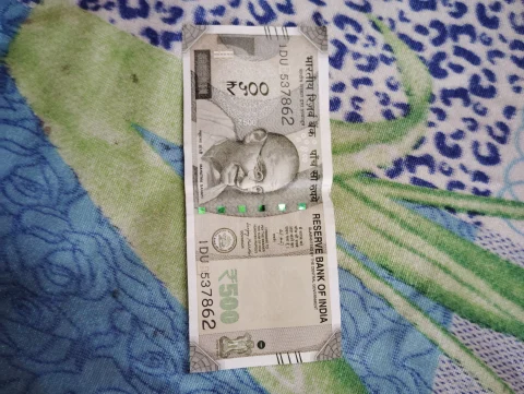 2025 500 rupee note with 786