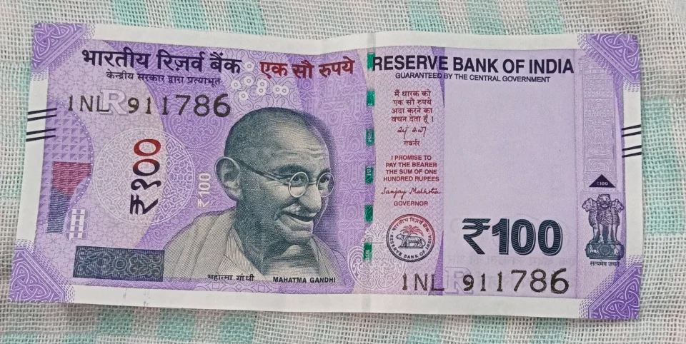 2026 Rare 786 ending 100 rupees note Holy number 786 UNC — photo 1 of 2