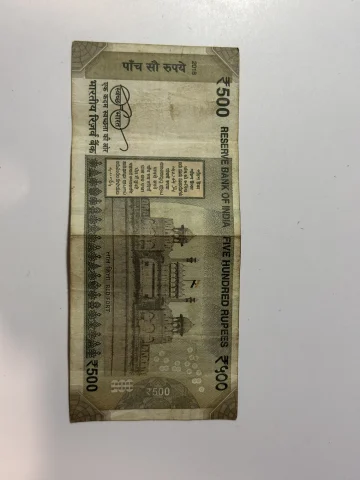2018 I have got a 500 ₹ note with serial number 2AU 779999 — photo 2 of 2