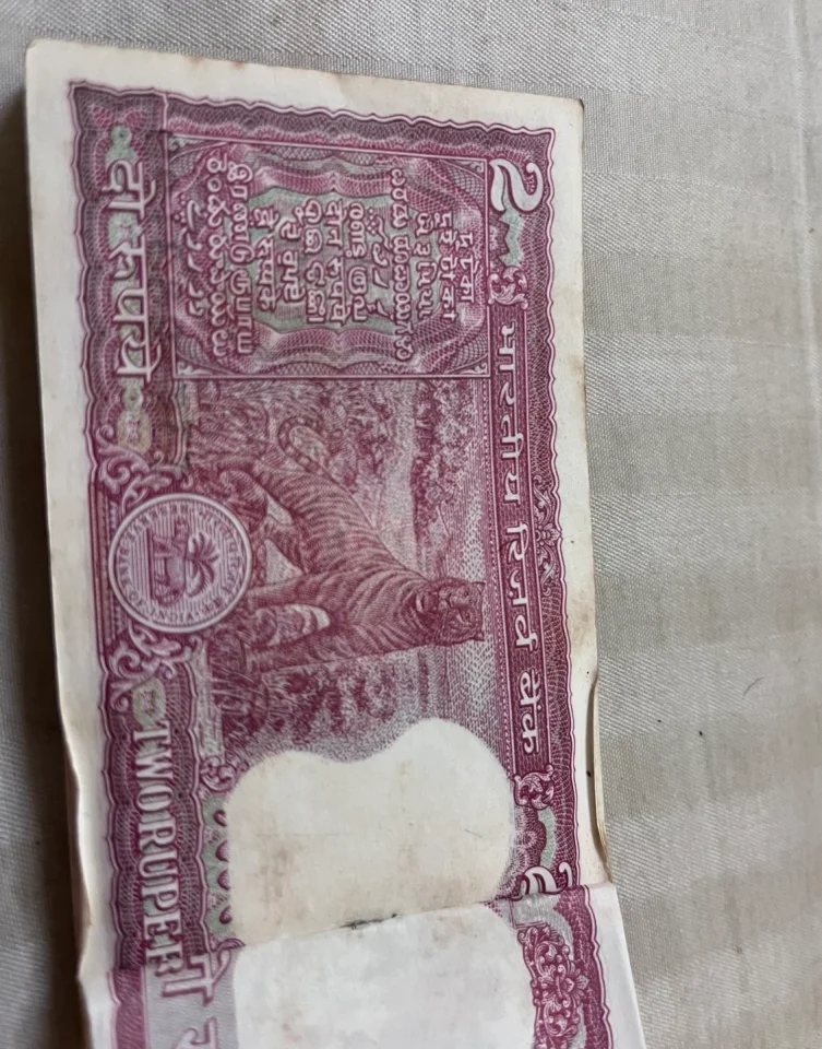 Old 2 rs note — photo 1 of 2