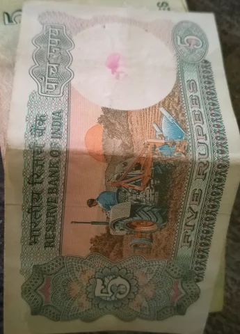 5 rupees note