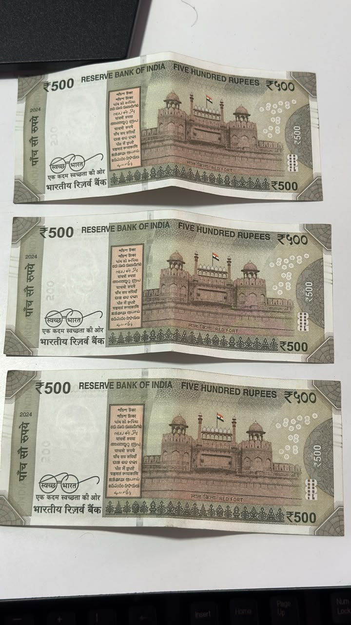 7SV 527554 , 7SV 527555 , 7SV 527556    500 RUPEE NOTE