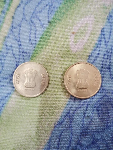 2023 5 Rupee coin , 2025 5 Rupee coin with azadi ka amrit mahotsav — सिक्का, फ़ोटो 2/2